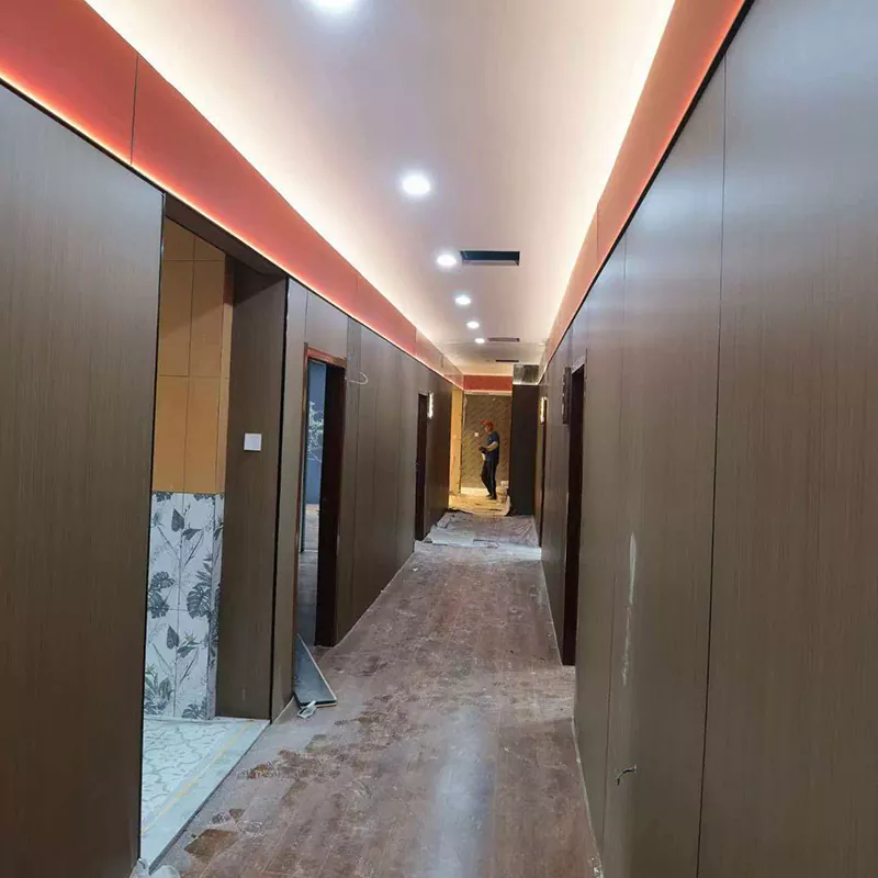 Panel Serat Karbon Kristal