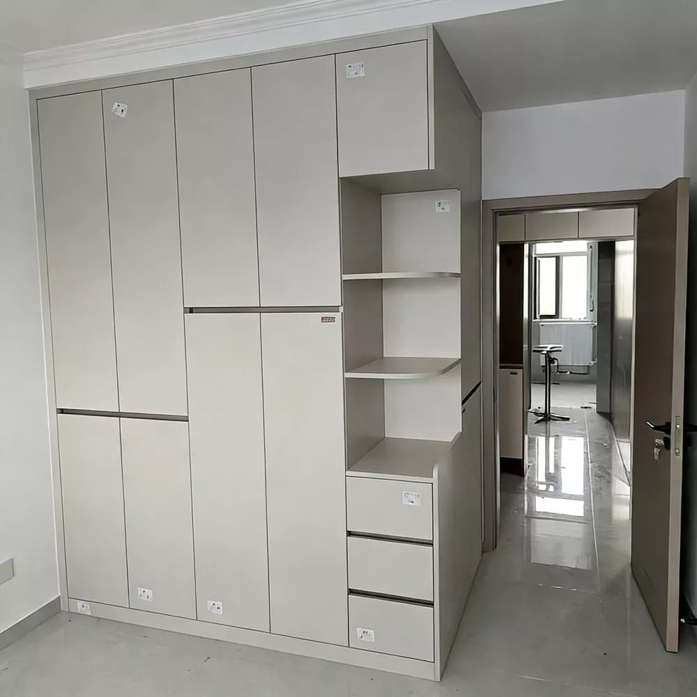 Almari Pakaian Kayu Cedar Wangi Almari Pakaian Kayu Cedar Wangi